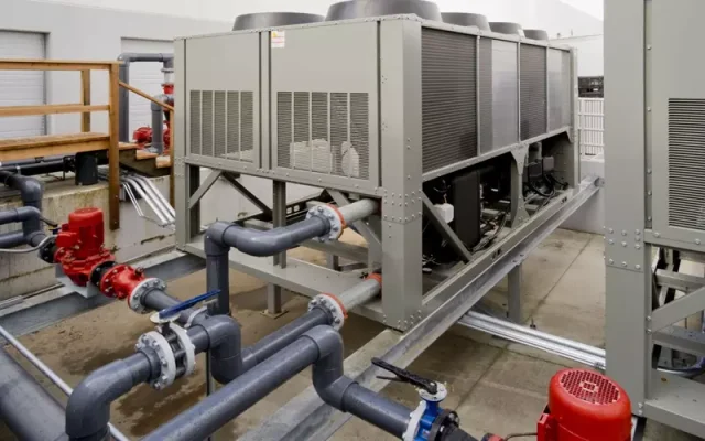 Quy trình thi công và lắp đặt hệ thống Chiller chuyên nghiệp