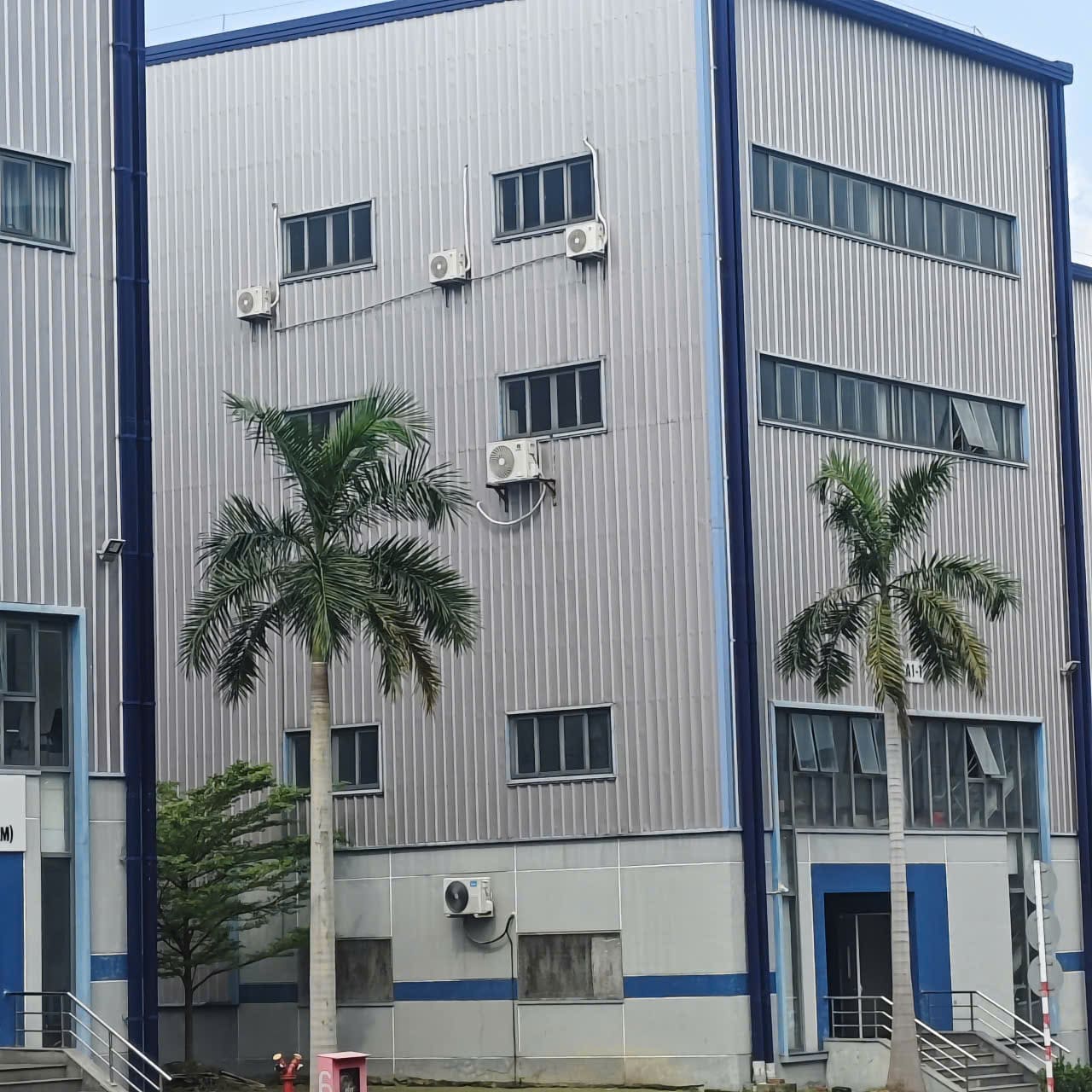 Toàn cảnh khu vực nhà xưởng tại Khu công nghiệp Nhơn Trạch, Đồng Nai.